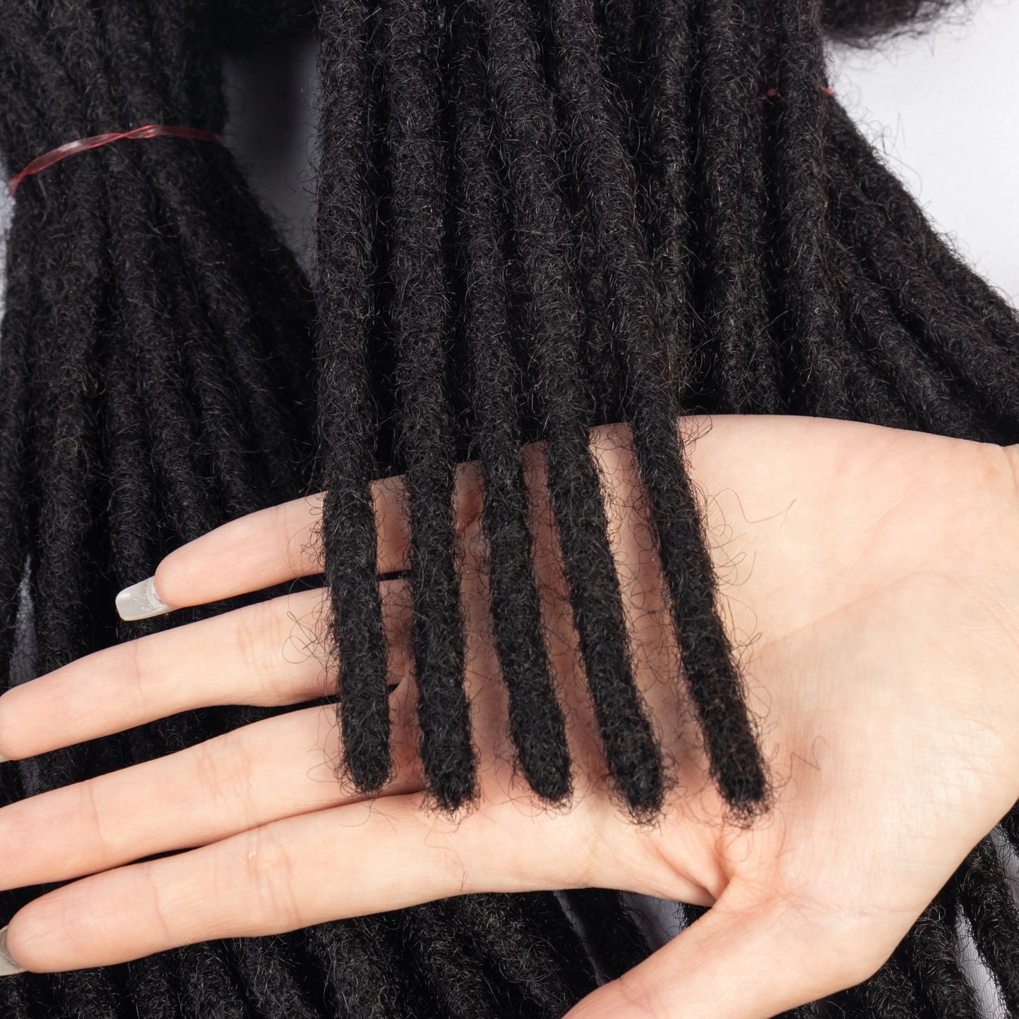 Wholesale High Quality Cheap Price 100% Human Hair 0.6-1.4 CM 4-28 Inch Customized Colors Dread Locs